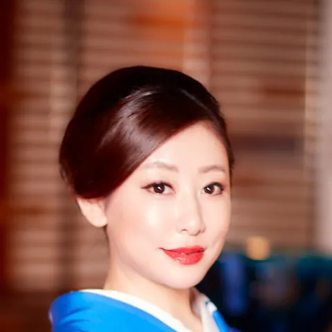 山岸 夕莉