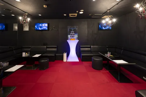 club viola（ラウンジ ／ 片町2丁目）